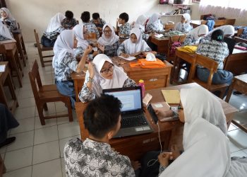 Bukan Mengejar Materi Pelajaran, Tapi Pencapaian Kompetensi